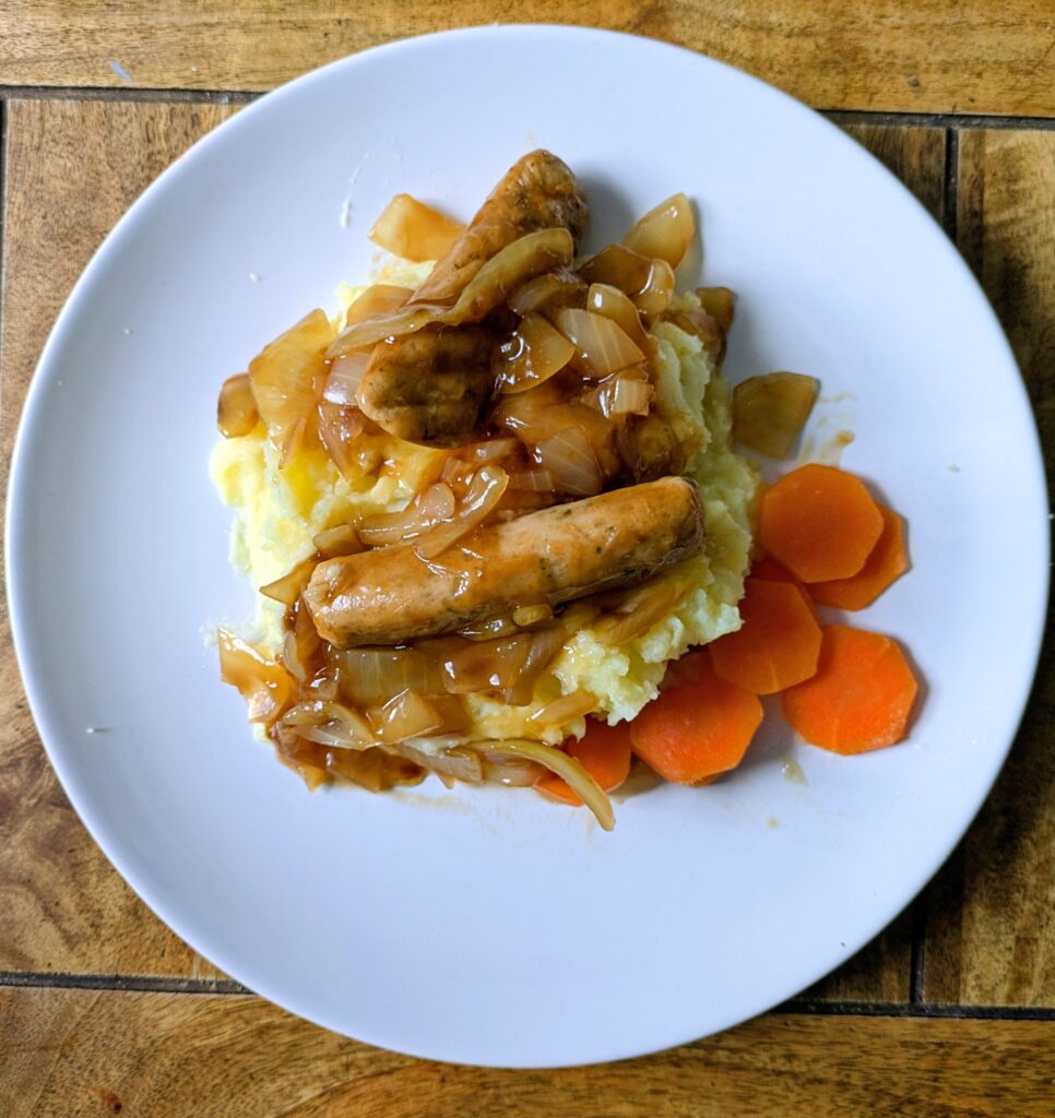 Cheap meals on a budget uk sausage and mash with onion gravy and carrots